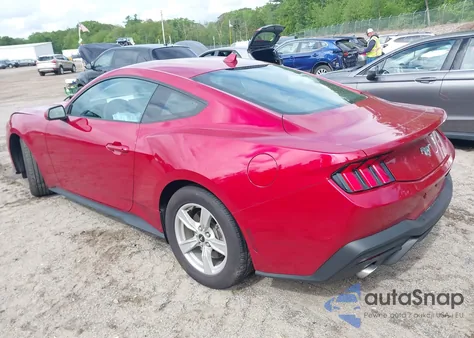 2024 Ford Mustang Ecoboost Fastback z USA, uszkodzony, nr VIN 1FA6P8TH8R5122097